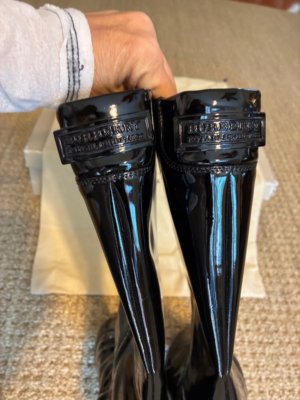 Burberry Glossy Black Patent Mid-Calf Zip Boots - Picture 4 of 12